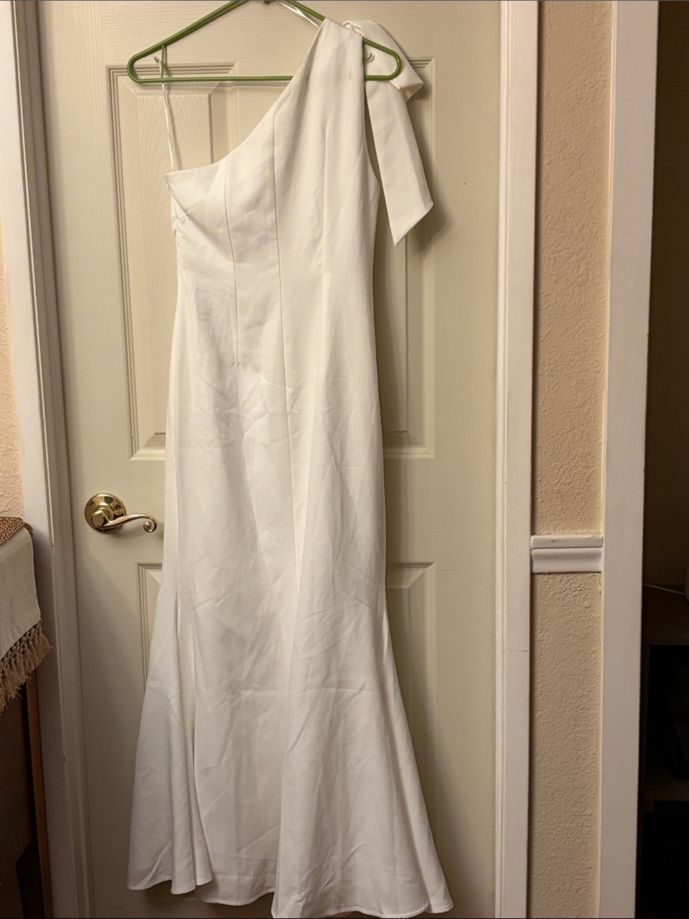 One-Shoulder Asymmetric Off -White Midi Dress with Side Slit by Petal & Pup - Picture 4 of 9